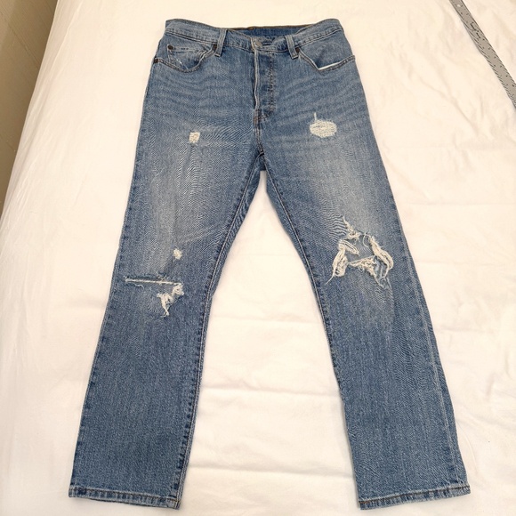 Levi’s 501 Women’s Jeans Size 29x26 Distressed, Big E, Ankle-Length Button Fly - Picture 1 of 14
